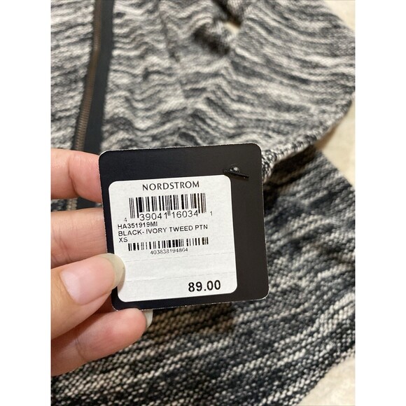 NEW $89 Halogen Womens XS  Zip Up jacket Black Ivory Tweed Asymmetrical - Picture 2 of 11